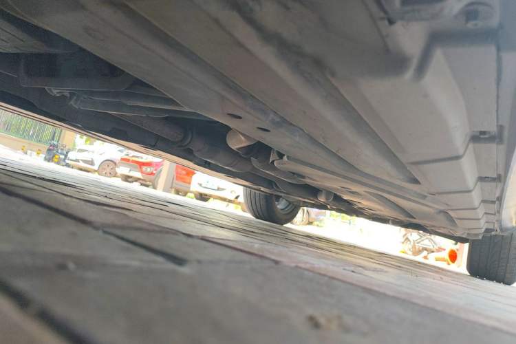 Used Mercedes-Benz R-Class 2011 R 300 L Business Model Chassis Front Left