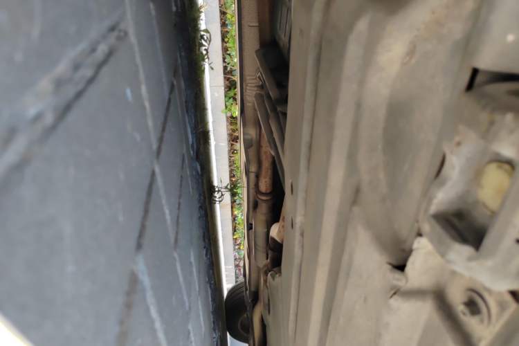Used Mercedes-Benz R-Class 2011 R 300 L Business Model Chassis Front Left