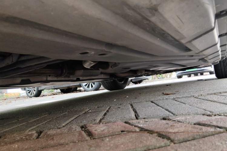 Used Mercedes-Benz R-Class 2011 R 300 L Business Model Chassis Front Left