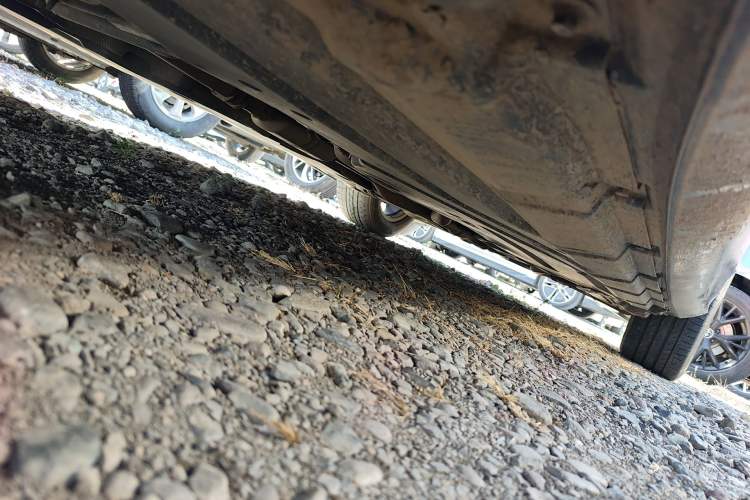 Used Mercedes-Benz R-Class 2011 R 300 L Business Model Chassis Front Left