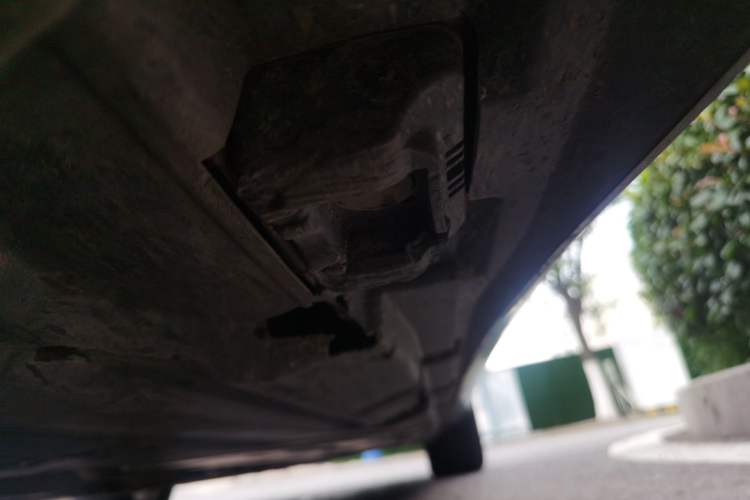 Used Mercedes-Benz R-Class 2011 R 350 L 4MATIC Chassis Front Left