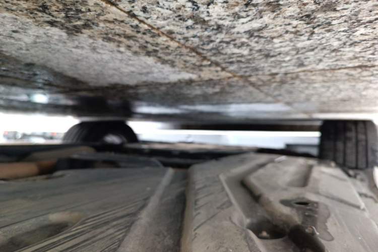 Used Mercedes-Benz R-Class 2011 R 300 L Business Model Chassis Front Left