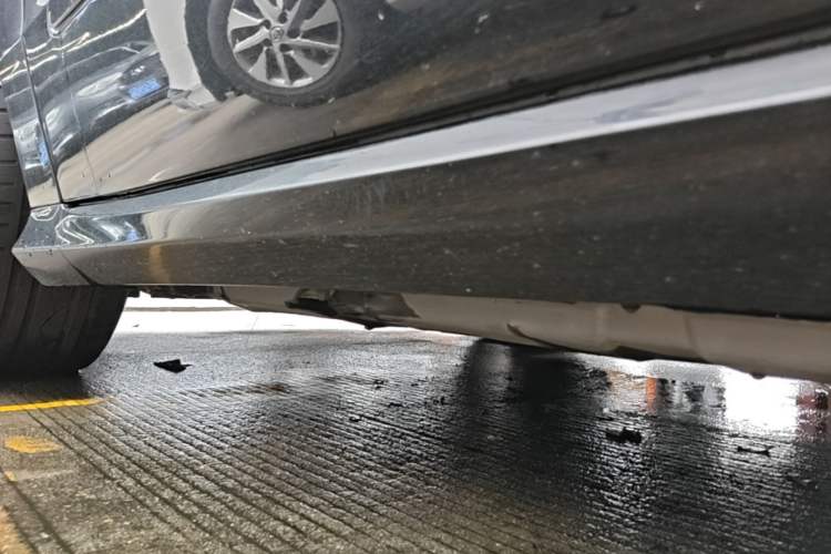 Used Mercedes-Benz R-Class 2011 R 350 L 4MATIC Chassis Front Left