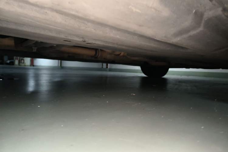 Used Mercedes-Benz R-Class 2011 R 300 L Business Model Chassis Front Left
