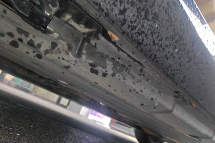 Used Mercedes-Benz R-Class 2011 R 300 L Business Model Chassis Front Left