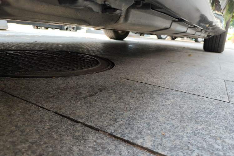 Used Mercedes-Benz R-Class 2011 R 350 L 4MATIC Chassis Front Left