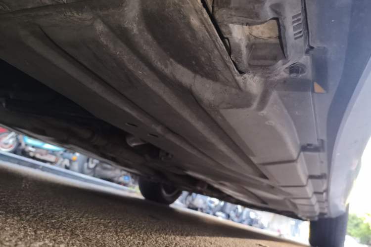 Used Mercedes-Benz R-Class 2011 R 350 L 4MATIC Chassis Front Left