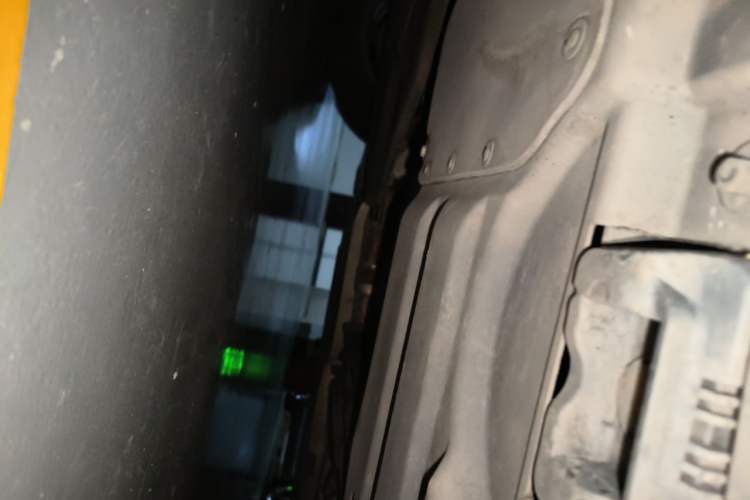 Used Mercedes-Benz R-Class 2011 R 350 L 4MATIC Chassis Front Left