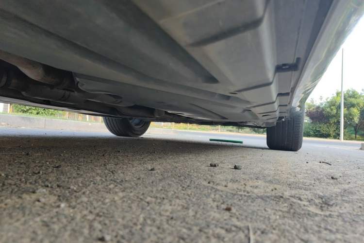 Used Mercedes-Benz R-Class 2011 R 300 L Business Model Chassis Front Left