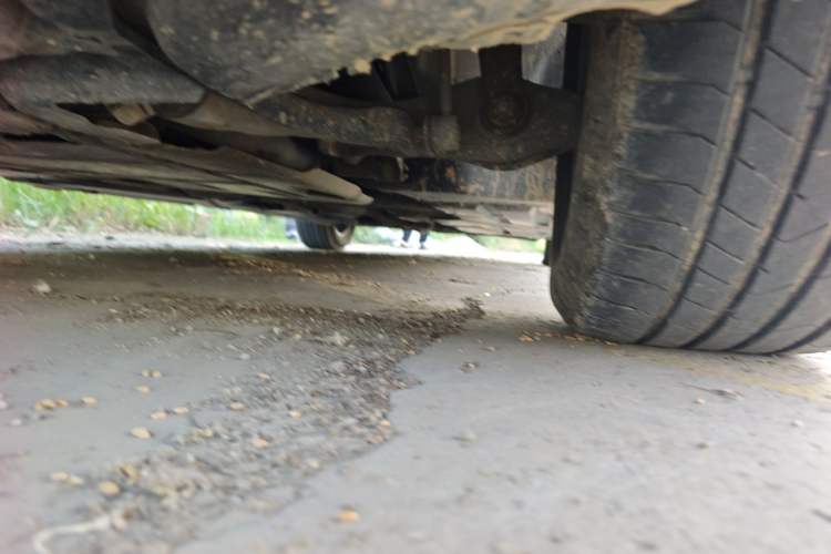 Used Mercedes-Benz R-Class 2011 R 300 L Business Model Chassis Front Left