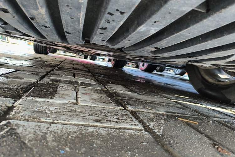 Used Mercedes-Benz R-Class 2011 R 350 L 4MATIC Chassis Front