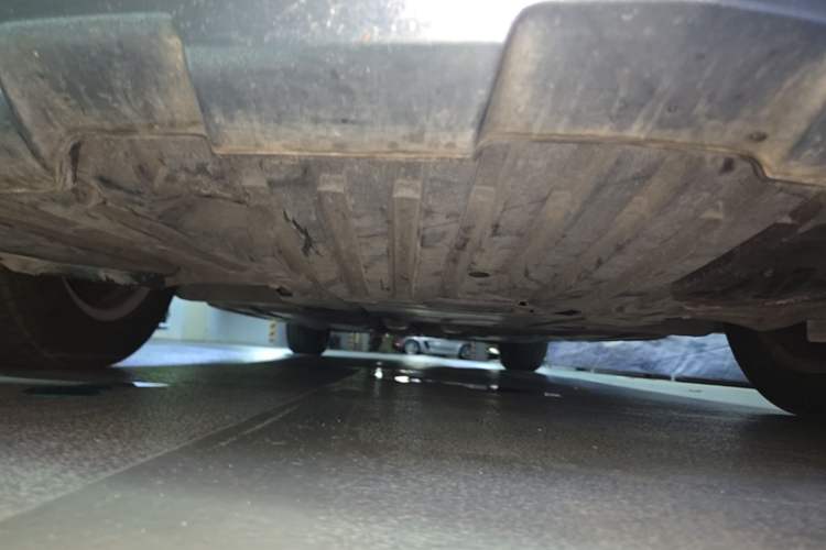 Used Mercedes-Benz R-Class 2011 R 300 L Business Model Chassis Front