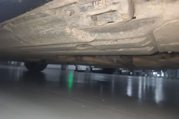 Used Mercedes-Benz R-Class 2011 R 300 L Business Model Chassis Front Right