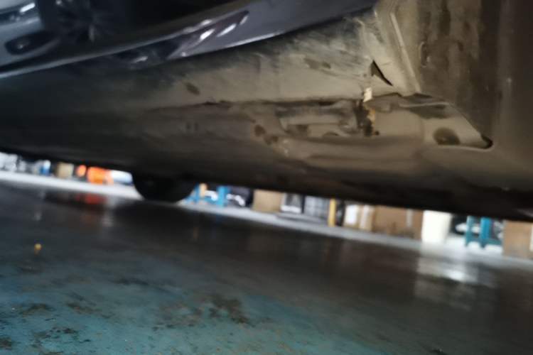 Used Mercedes-Benz R-Class 2011 R 300 L Business Model Chassis Front Right