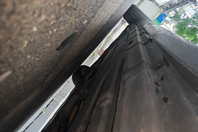 Used Mercedes-Benz R-Class 2011 R 300 L Luxury Model Chassis Front Right