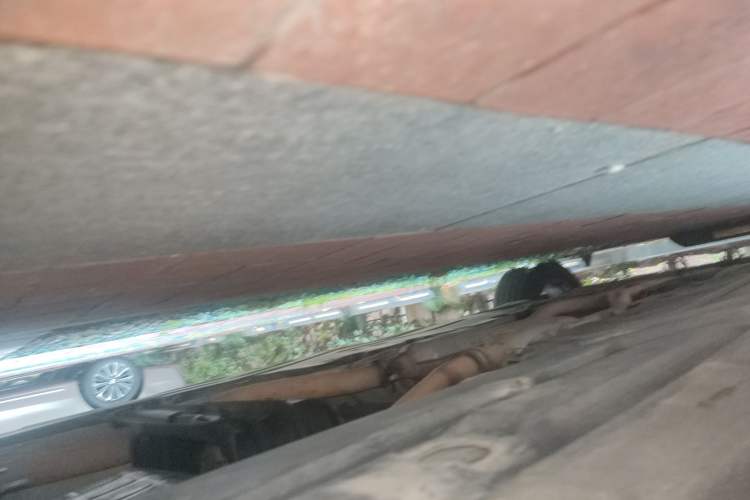 Used Mercedes-Benz R-Class 2011 R 300 L Business Model Chassis Front Right