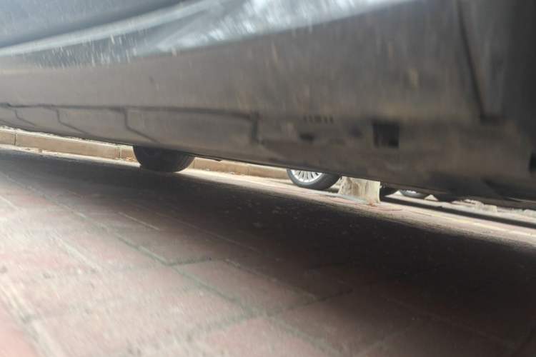 Used Mercedes-Benz R-Class 2011 R 350 L 4MATIC Chassis Front Right