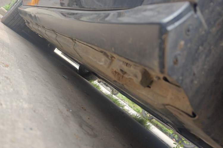Used Mercedes-Benz R-Class 2011 R 300 L Luxury Model Chassis Front Right