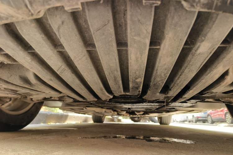 Used Mercedes-Benz R-Class 2011 R 300 L Business Model Chassis Front
