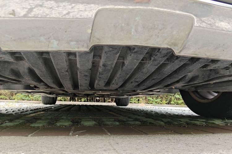 Used Mercedes-Benz R-Class 2011 R 300 L Business Model Chassis Front