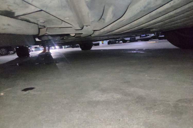 Used Mercedes-Benz R-Class 2011 R 350 L 4MATIC Chassis Front