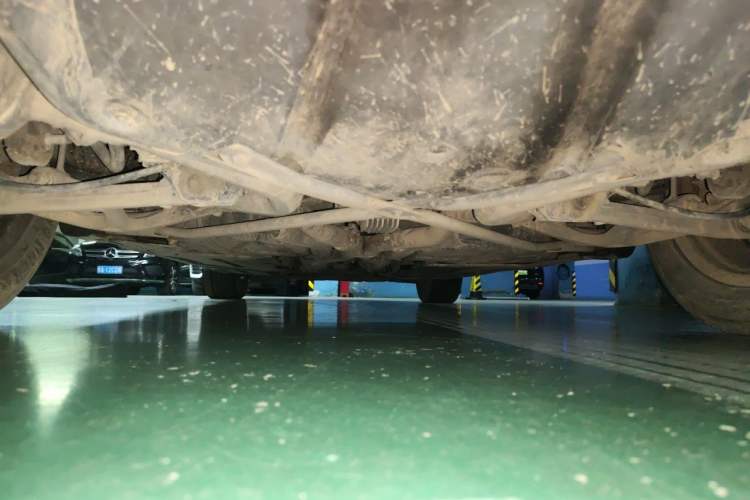 Used Mercedes-Benz R-Class 2011 R 350 L 4MATIC Chassis Rear