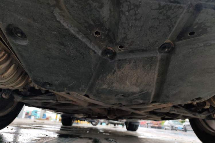 Used Mercedes-Benz R-Class 2011 R 350 L 4MATIC Chassis Rear
