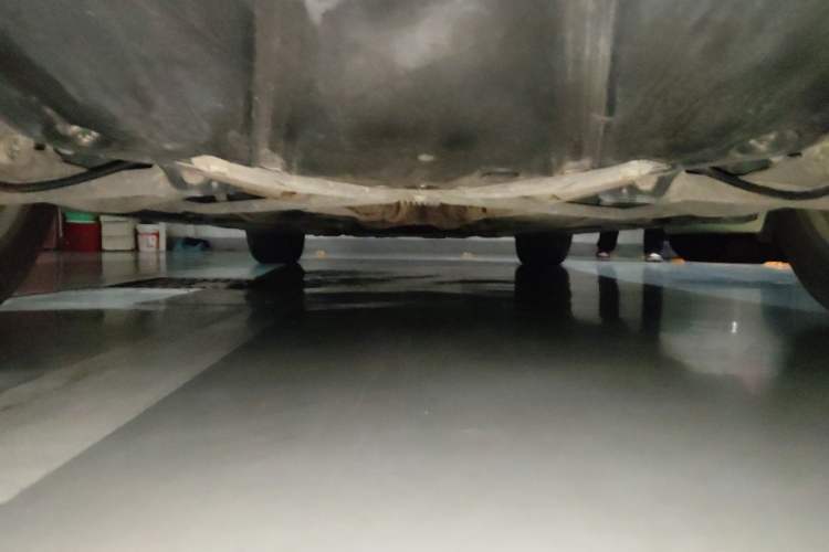 Used Mercedes-Benz R-Class 2011 R 350 L 4MATIC Chassis Rear