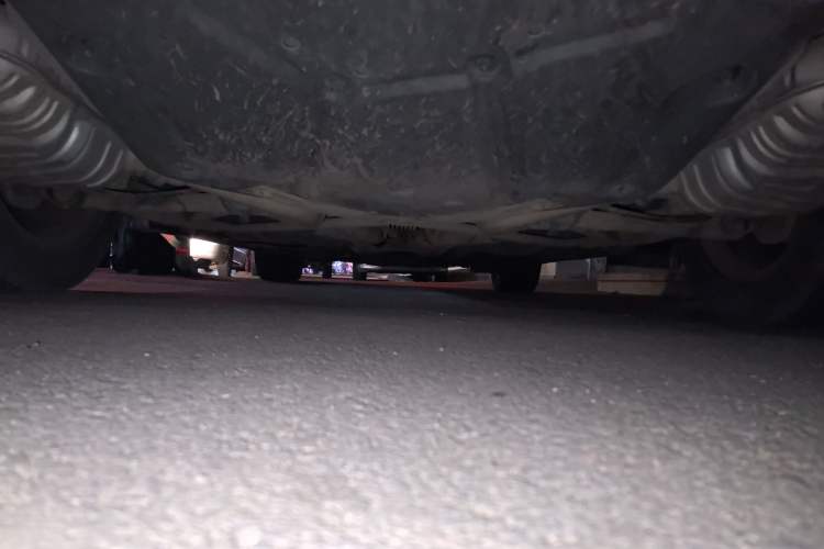 Used Mercedes-Benz R-Class 2011 R 350 L 4MATIC Chassis Rear