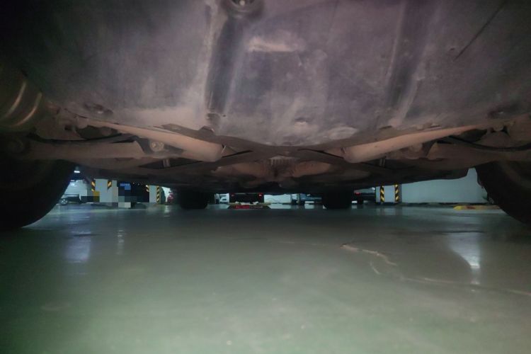 Used Mercedes-Benz R-Class 2011 R 350 L 4MATIC Chassis Rear
