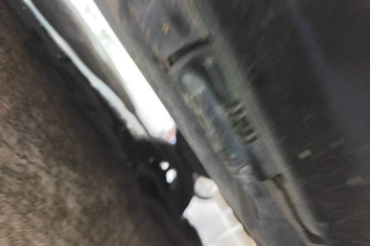 Used Mercedes-Benz R-Class 2011 R 300 L Business Model Chassis Rear Left