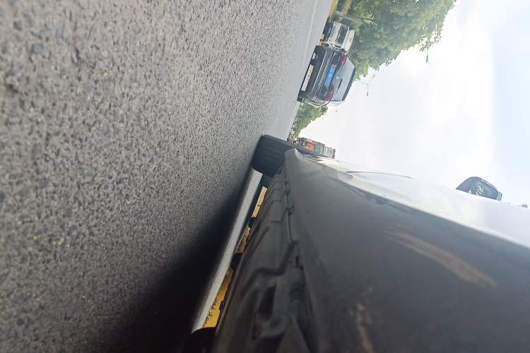Used Mercedes-Benz R-Class 2011 R 300 L Business Model Chassis Rear Left
