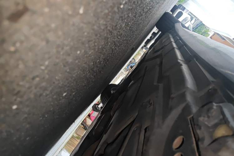 Used Mercedes-Benz R-Class 2011 R 300 L Luxury Model Chassis Rear Left