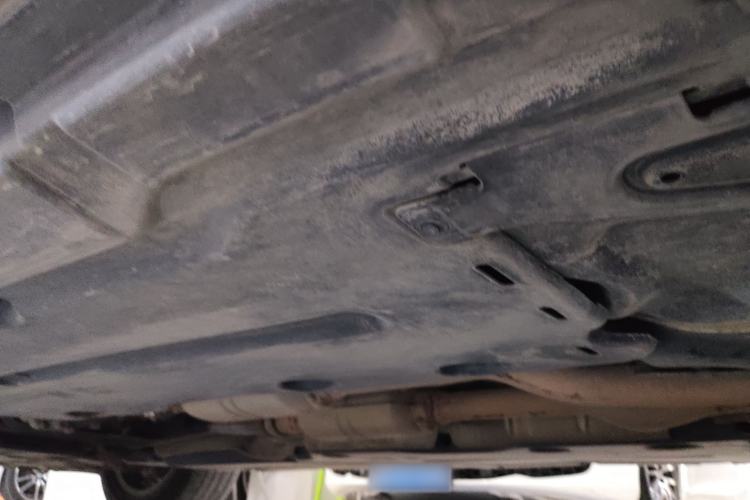 Used Mercedes-Benz R-Class 2011 R 350 L 4MATIC Chassis Rear Left