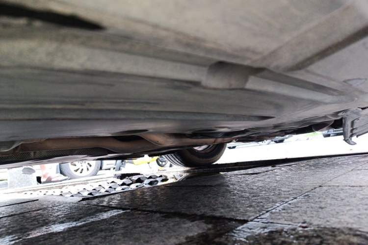 Used Mercedes-Benz R-Class 2011 R 300 L Business Model Chassis Rear Left