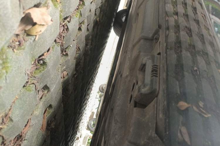 Used Mercedes-Benz R-Class 2011 R 300 L Business Model Chassis Rear Left