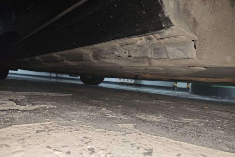 Used Mercedes-Benz R-Class 2011 R 300 L Business Model Chassis Rear Left