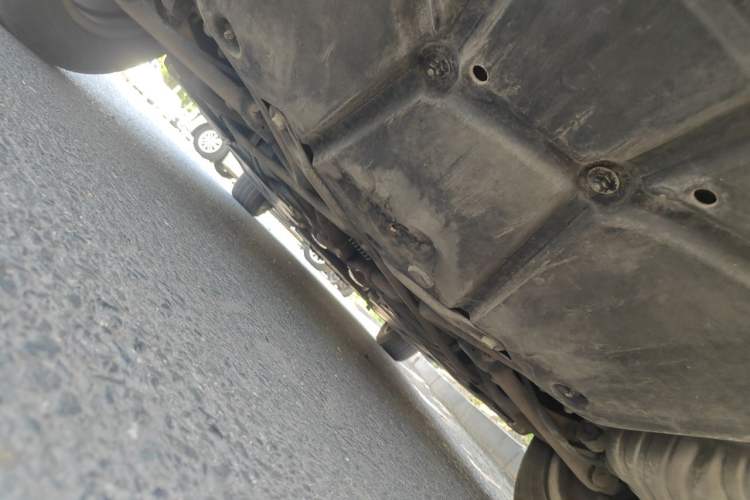 Used Mercedes-Benz R-Class 2011 R 350 L 4MATIC Chassis Rear