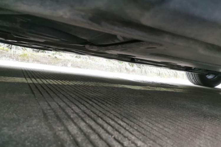 Used Mercedes-Benz R-Class 2011 R 350 L 4MATIC Chassis Rear Right
