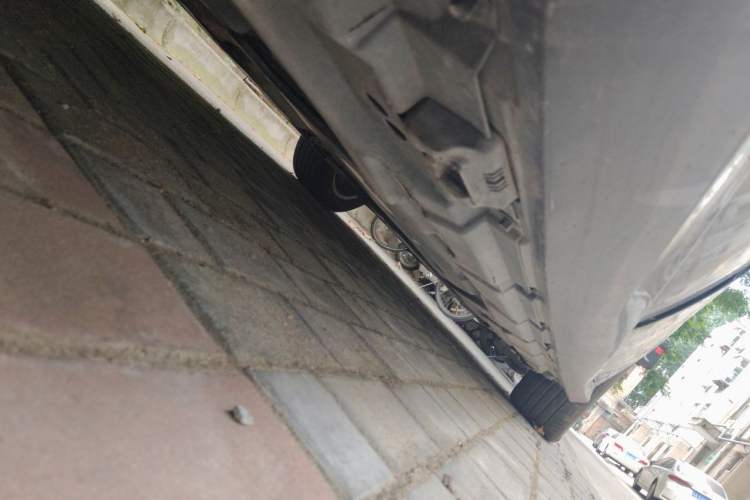 Used Mercedes-Benz R-Class 2011 R 300 L Business Model Chassis Rear Right