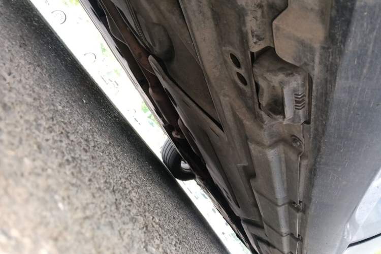 Used Mercedes-Benz R-Class 2011 R 300 L Business Model Chassis Rear Right