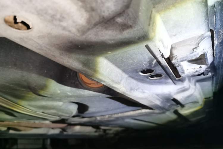 Used Mercedes-Benz R-Class 2011 R 350 L 4MATIC Chassis Rear Right