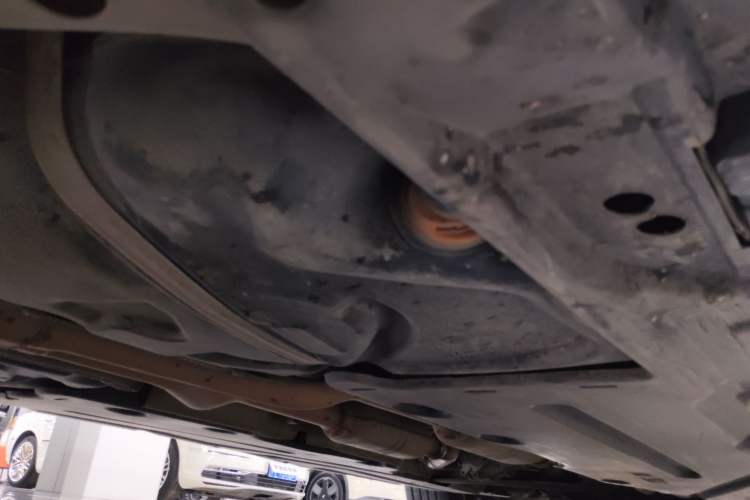 Used Mercedes-Benz R-Class 2011 R 350 L 4MATIC Chassis Rear Right