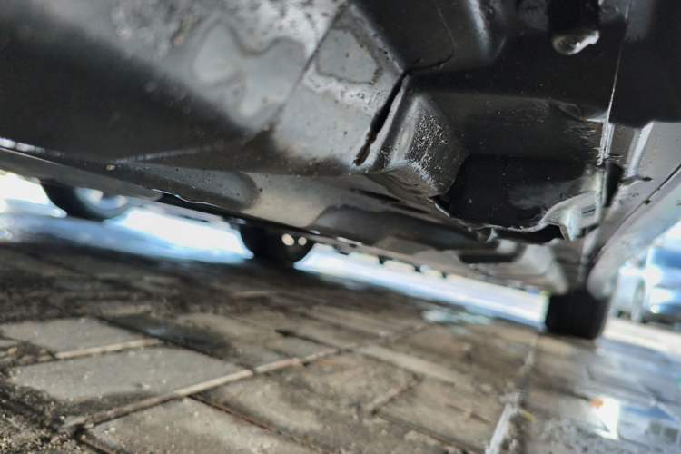 Used Mercedes-Benz R-Class 2011 R 350 L 4MATIC Chassis Rear Right