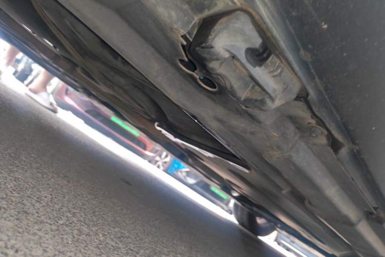 Used Mercedes-Benz R-Class 2011 R 300 L Business Model Chassis Rear Right