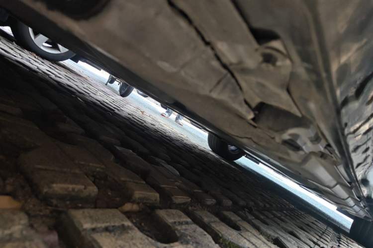Used Mercedes-Benz R-Class 2011 R 300 L Business Model Chassis Rear Right