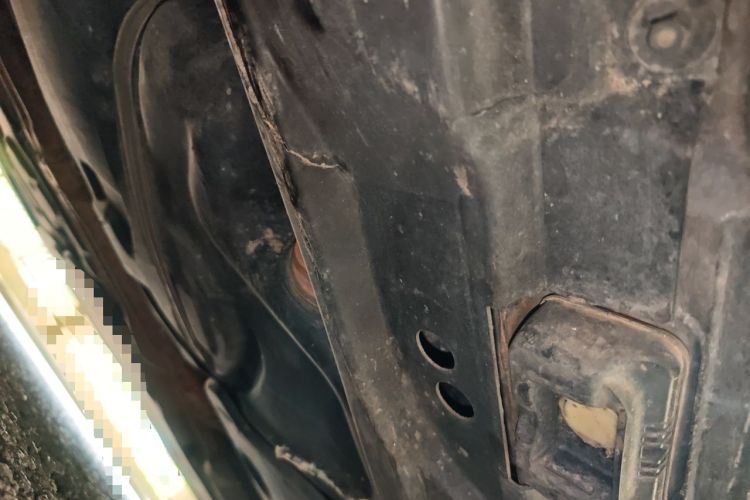Used Mercedes-Benz R-Class 2011 R 300 L Business Model Chassis Rear Right