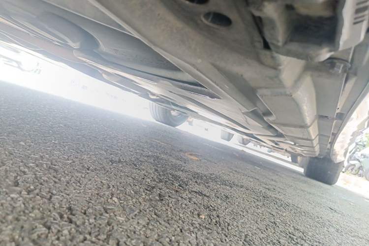 Used Mercedes-Benz R-Class 2011 R 300 L Business Model Chassis Rear Right