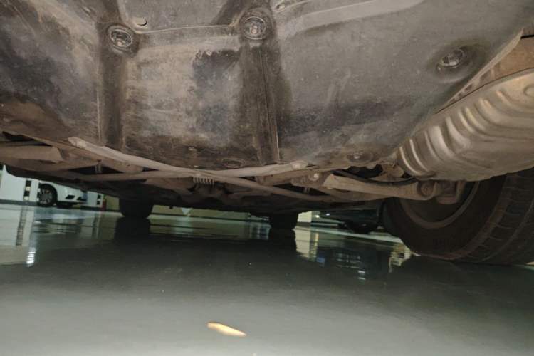 Used Mercedes-Benz R-Class 2011 R 350 L 4MATIC Chassis Rear