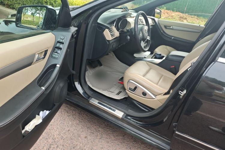 Used Mercedes-Benz R-Class 2011 R 300 L Business Model Driver Seat